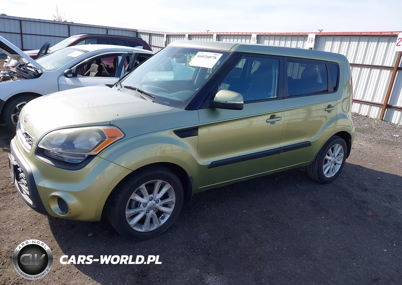 2013 Kia Soul + VIN:KNDJT2A67D7557351 - 2