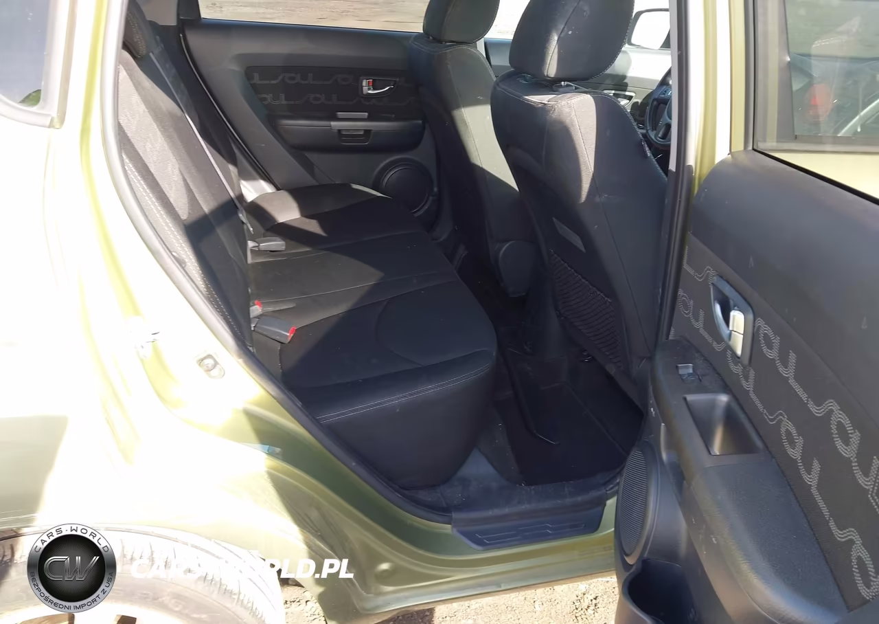 2013 Kia Soul + VIN:KNDJT2A67D7557351 - 8