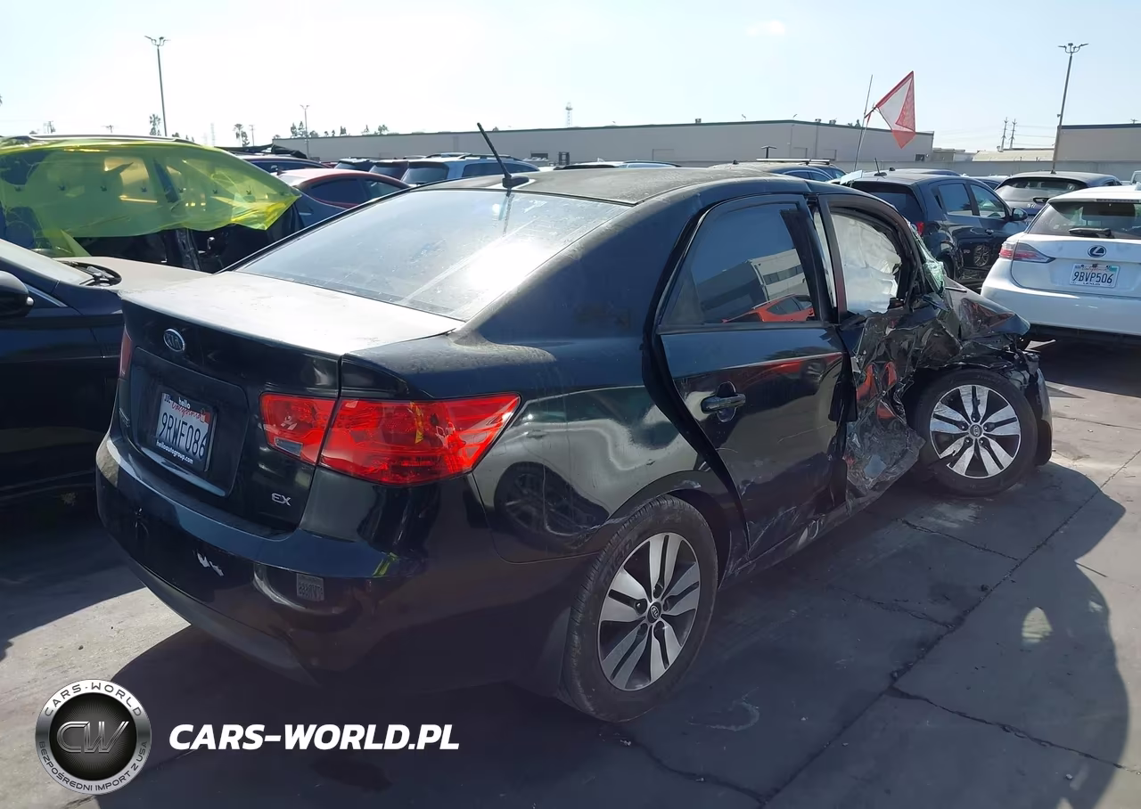 2013 Kia Forte Ex VIN:KNAFU4A21D5657661 - 4