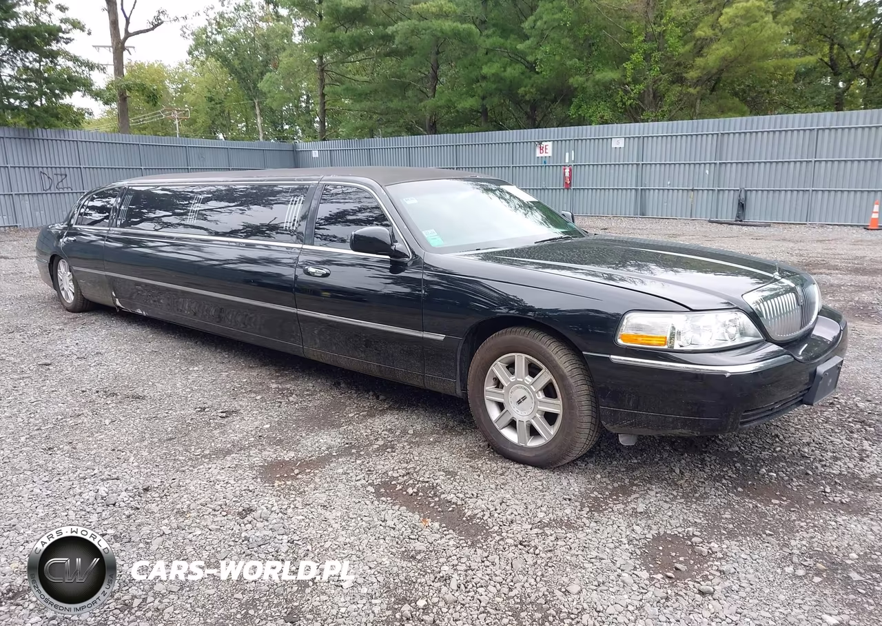 2006 Lincoln Town Car Executive