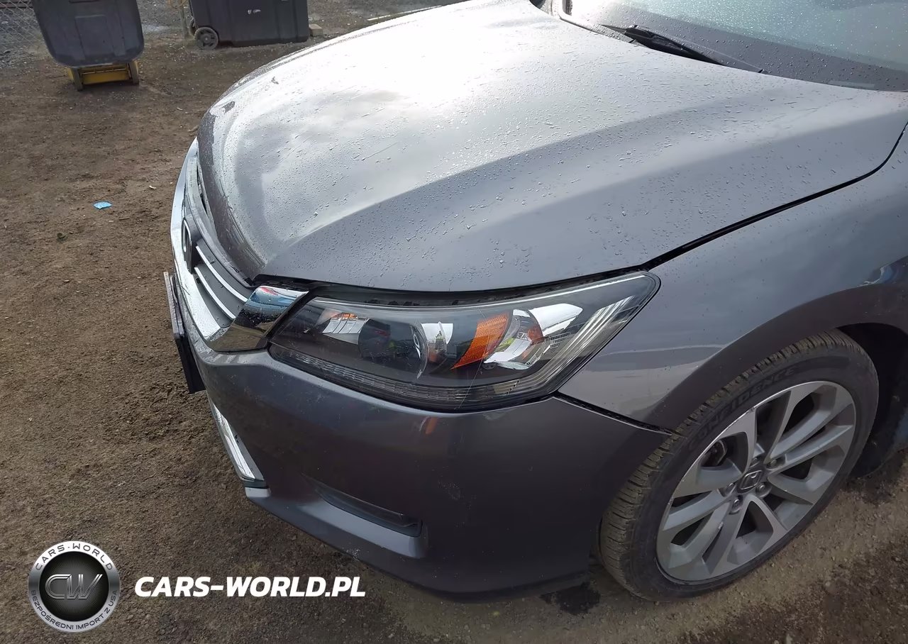2015 Honda Accord Sport VIN:1HGCR2F5XFA100550 - 18