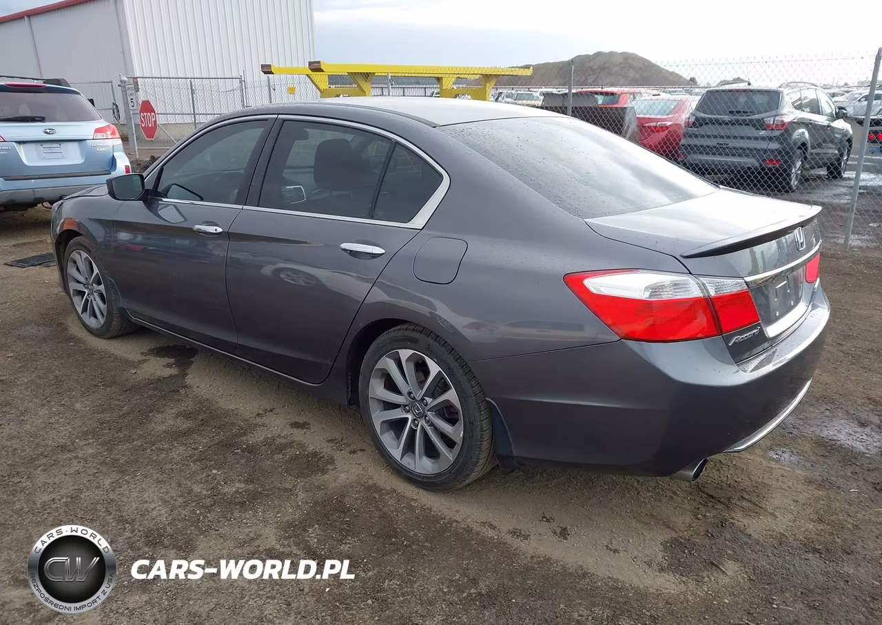 2015 Honda Accord Sport VIN:1HGCR2F5XFA100550 - 3