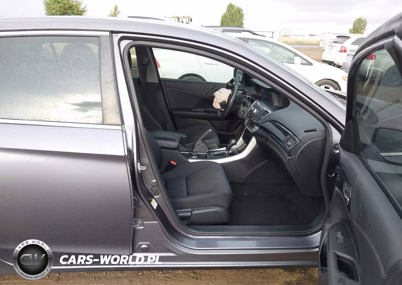 2015 Honda Accord Sport VIN:1HGCR2F5XFA100550 - 5