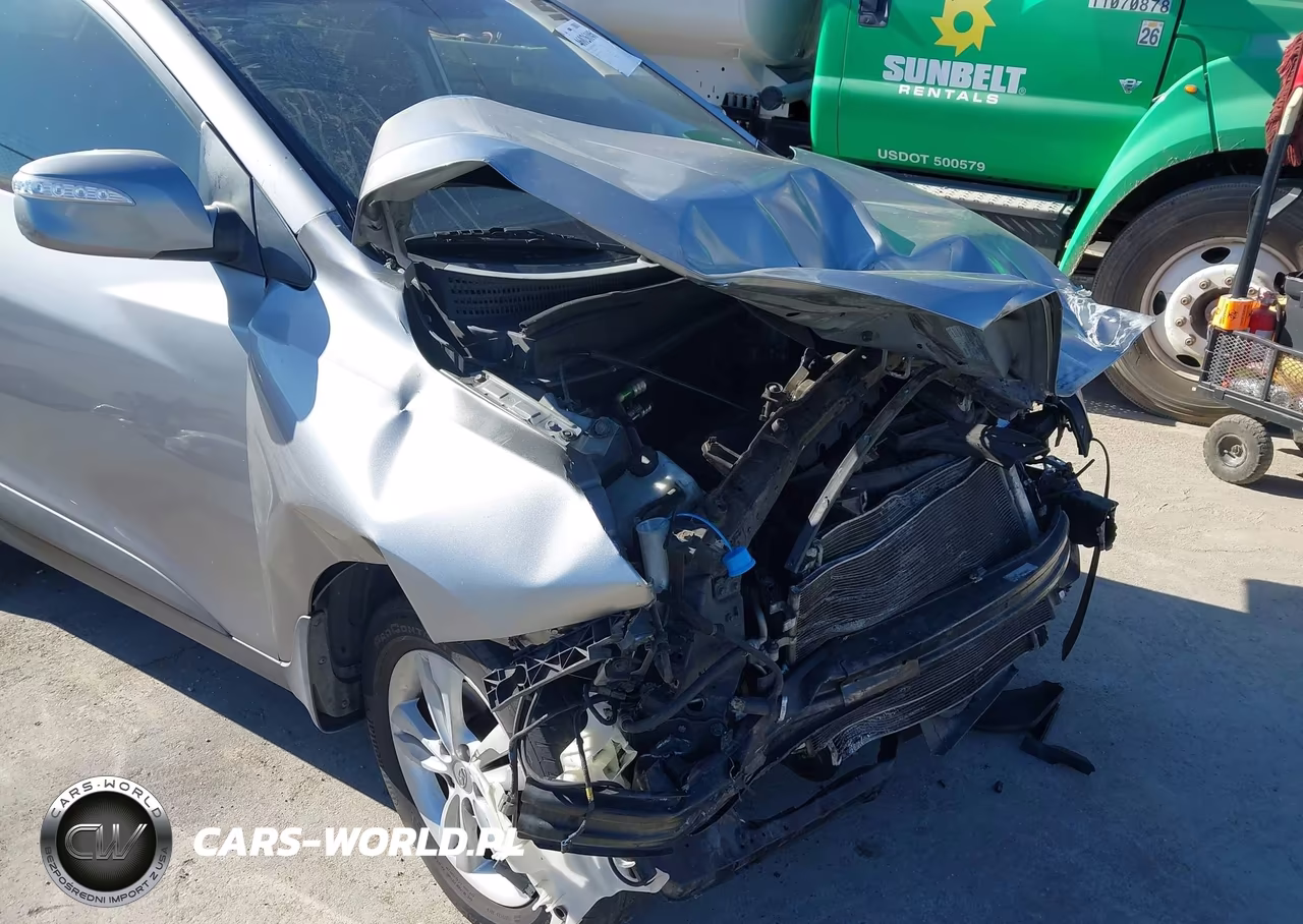 2012 Hyundai Tucson Gls VIN:KM8JU3AC0CU360297 - 13