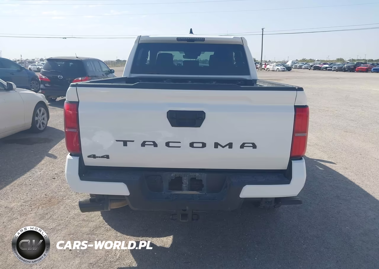 2025 Toyota Tacoma Trd Sport VIN:3TMLB5JN6SM201299 - 17