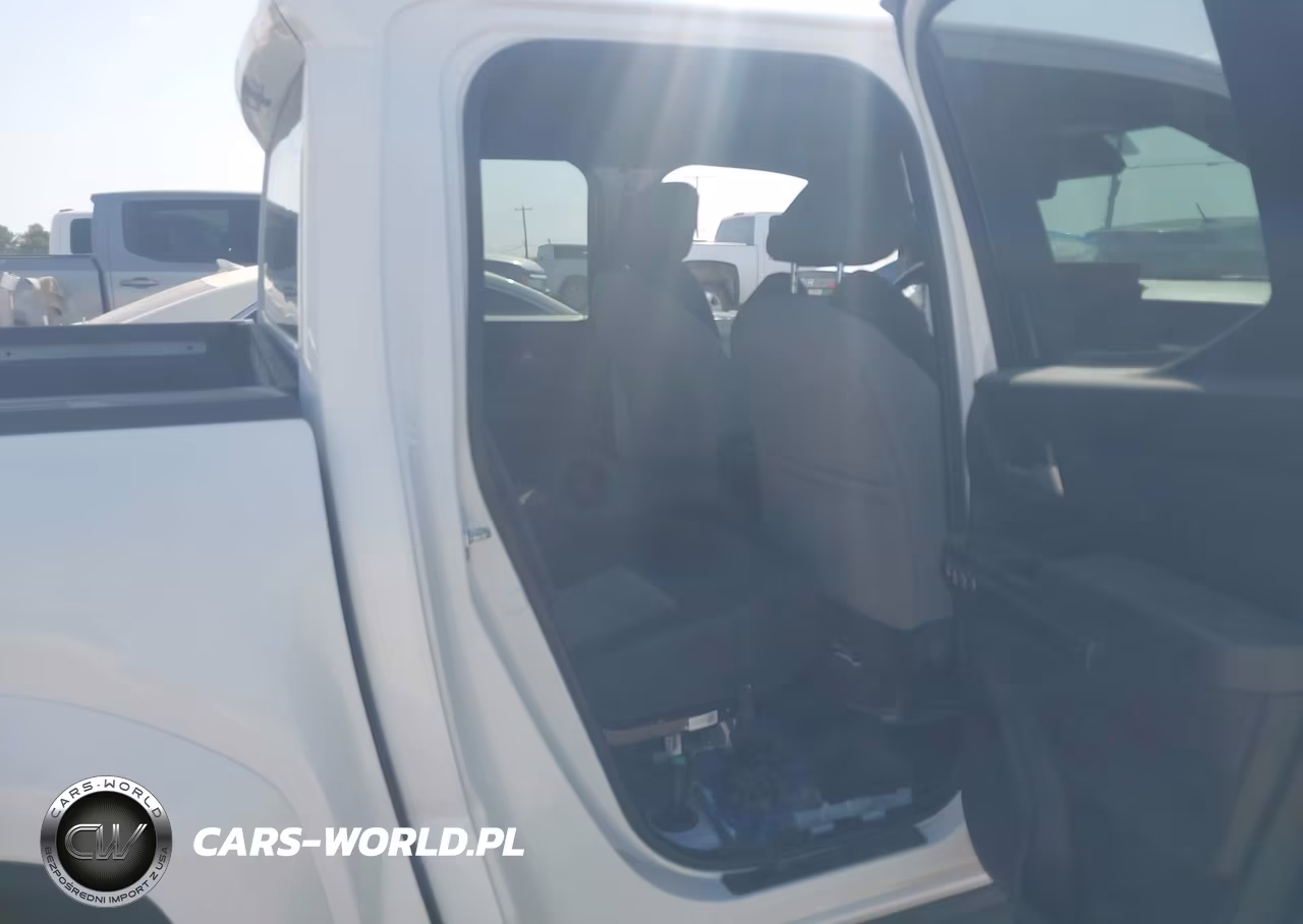 2025 Toyota Tacoma Trd Sport VIN:3TMLB5JN6SM201299 - 8