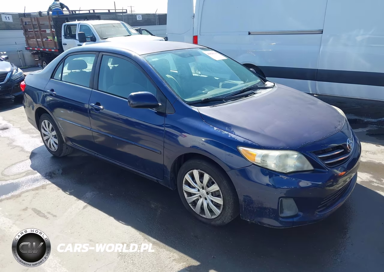 2013 Toyota Corolla Le – zdjęcie 1 z 16