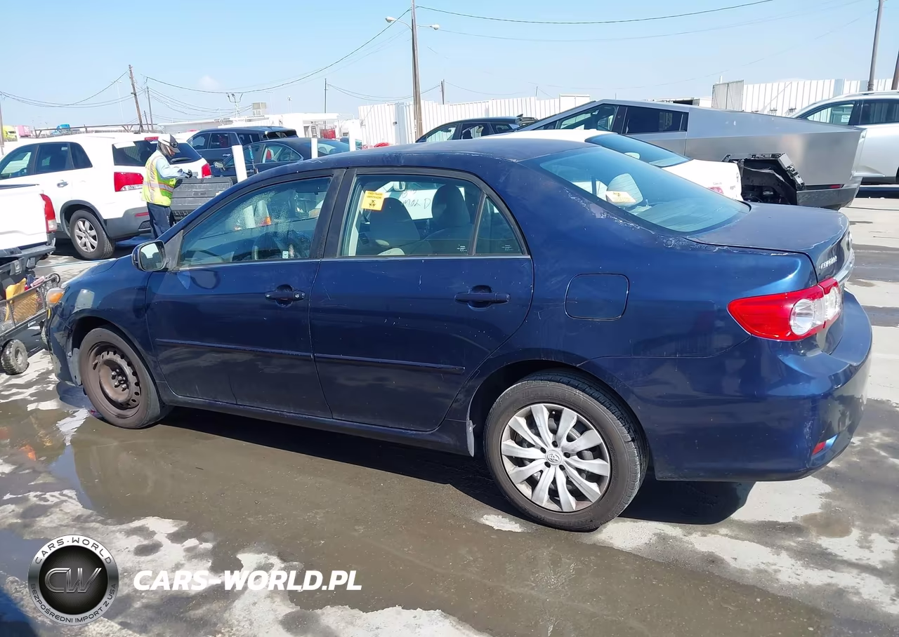 2013 Toyota Corolla Le VIN:5YFBU4EE0DP087189 - 14