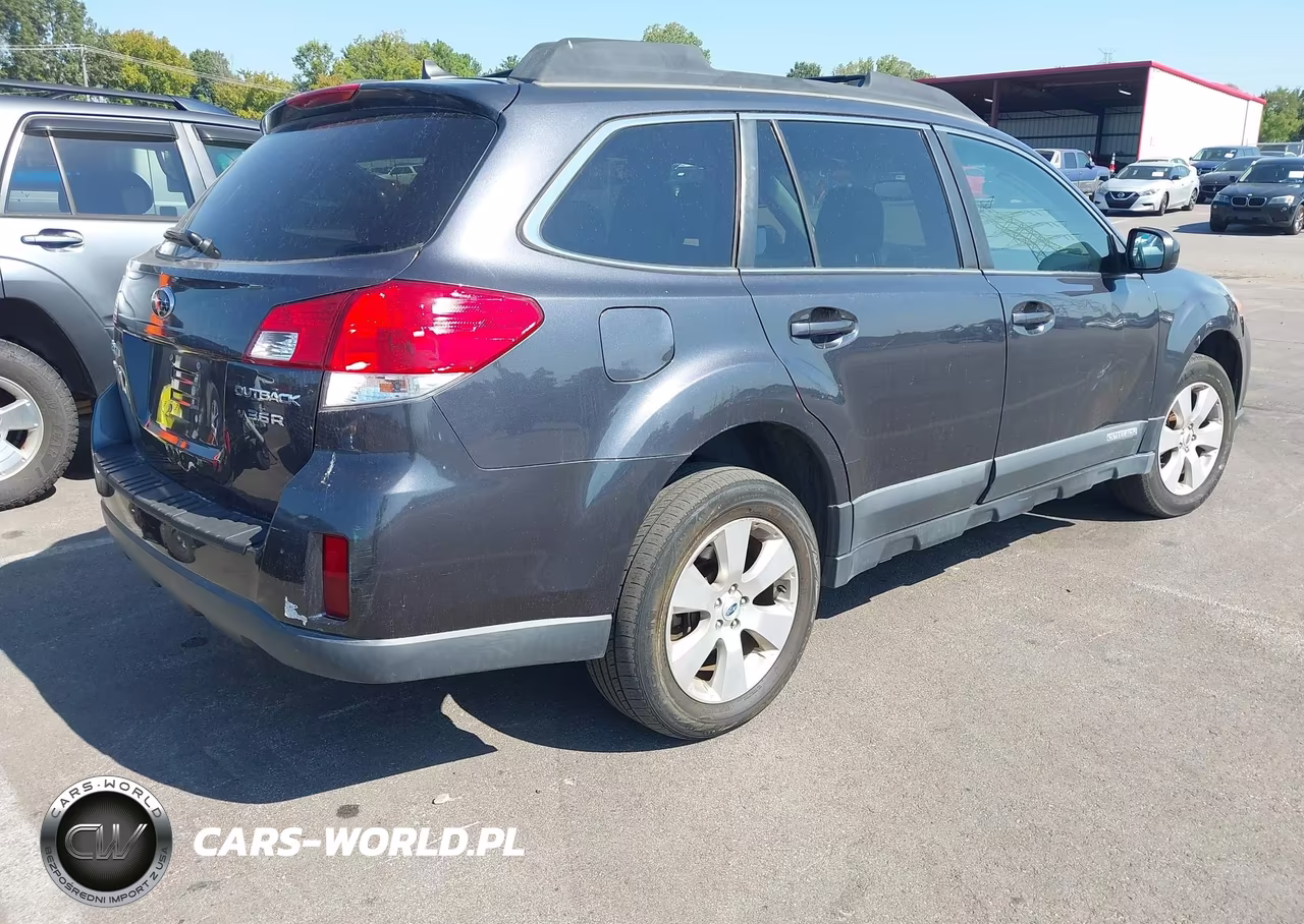 2012 Subaru Outback 3.6R Limited VIN:4S4BRDLC2C2209854 - 4
