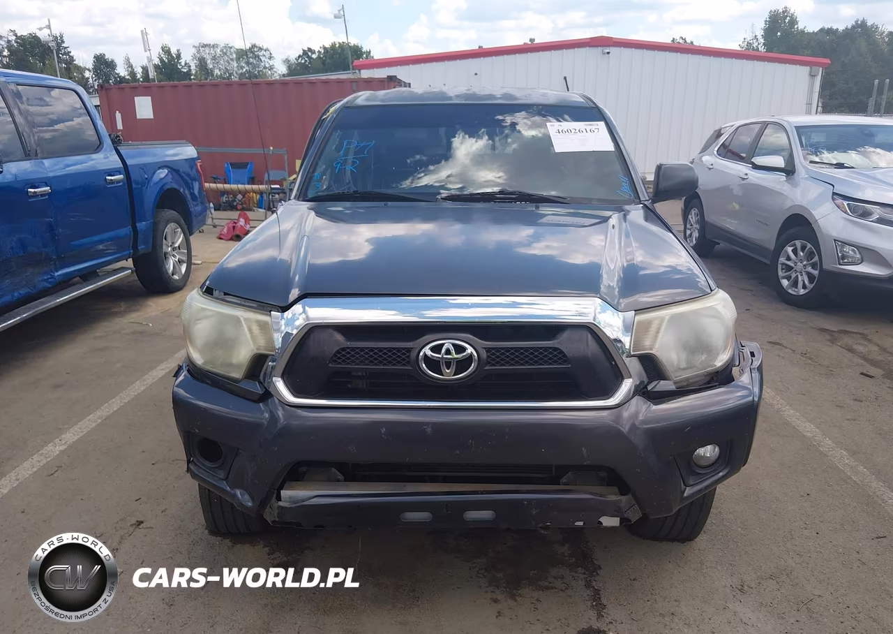 2014 Toyota Tacoma Base V6 VIN:3TMLU4EN7EM137762 - 13