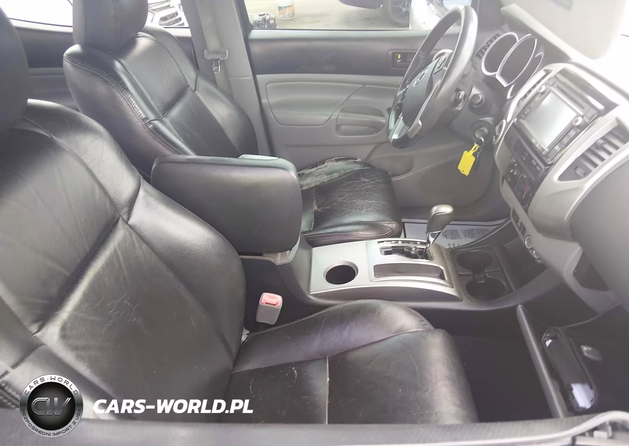 2014 Toyota Tacoma Base V6 VIN:3TMLU4EN7EM137762 - 5