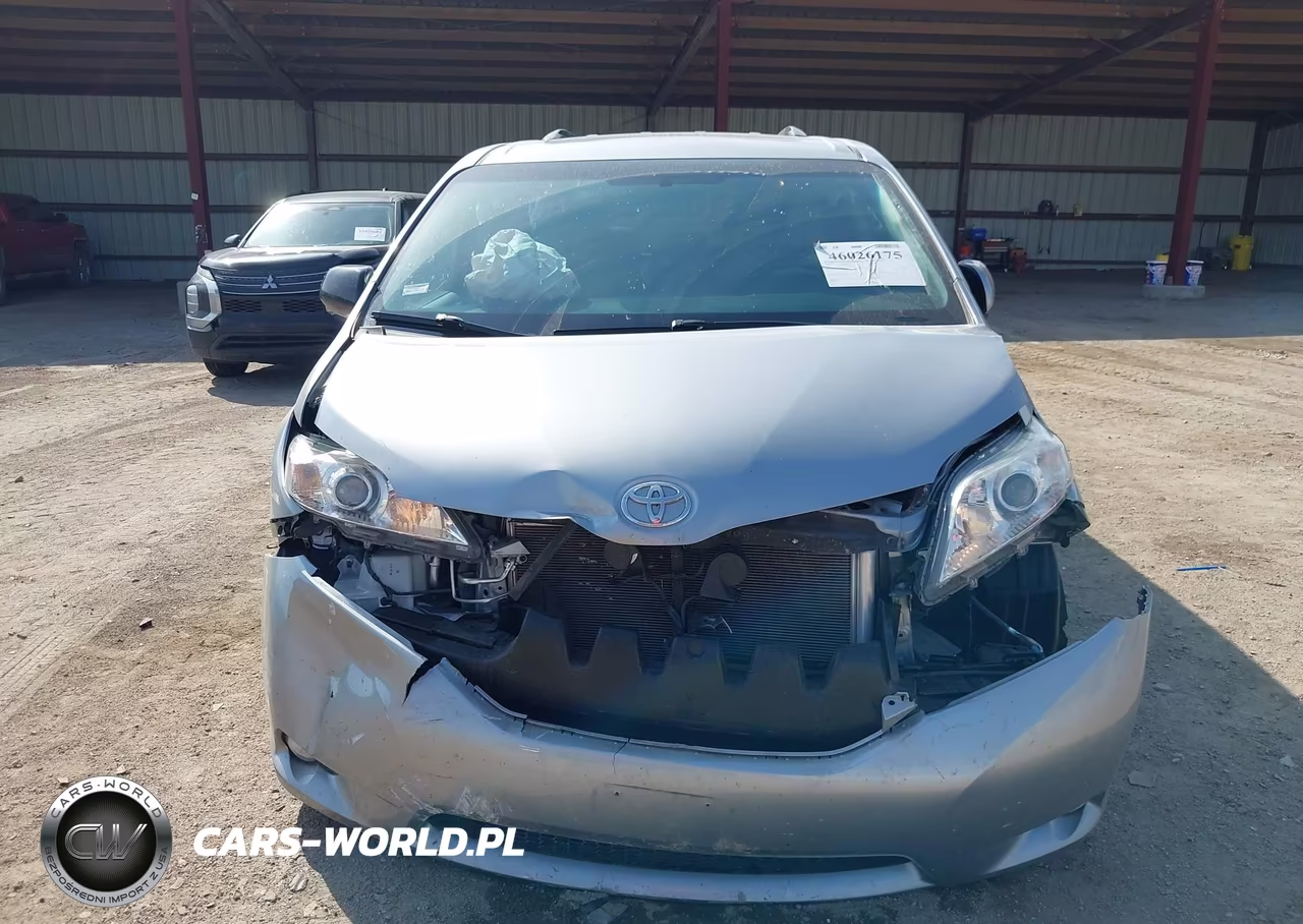 2016 Toyota Sienna Xle Premium 8 Passenger VIN:5TDYK3DC7GS744799 - 12