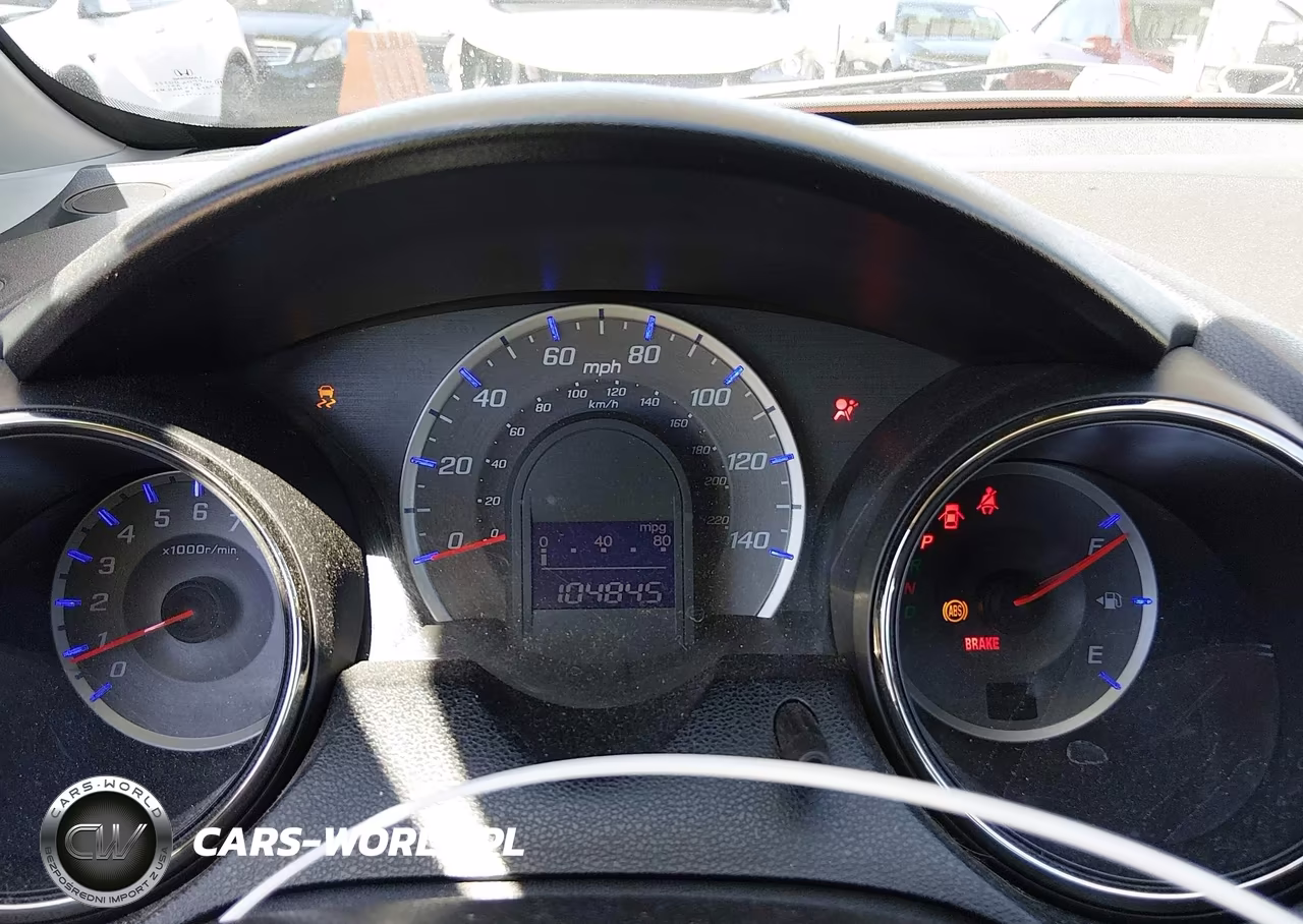 2013 Honda Fit Sport VIN:JHMGE8H56DC050872 - 7