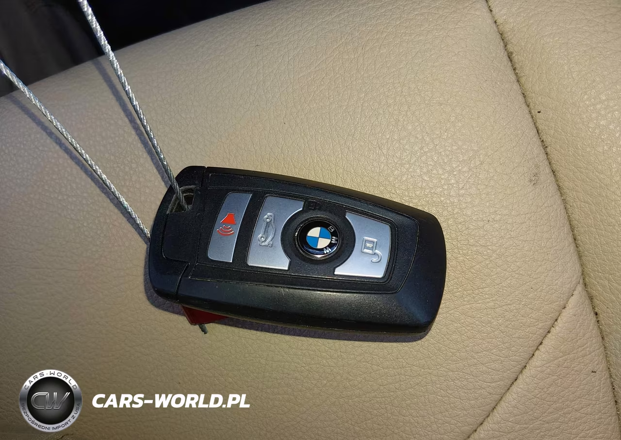 2018 BMW 320I VIN:WBA8E1G51JNU91840 - 11