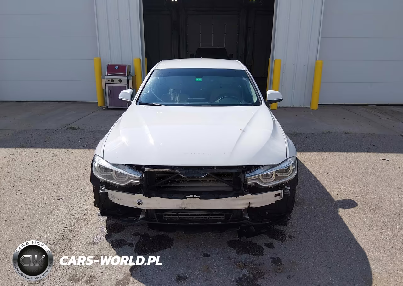2018 BMW 320I VIN:WBA8E1G51JNU91840 - 12
