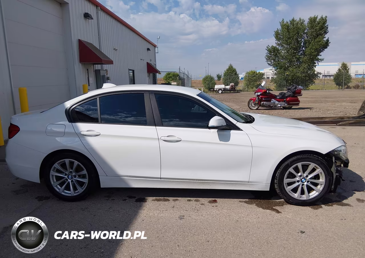 2018 BMW 320I VIN:WBA8E1G51JNU91840 - 13