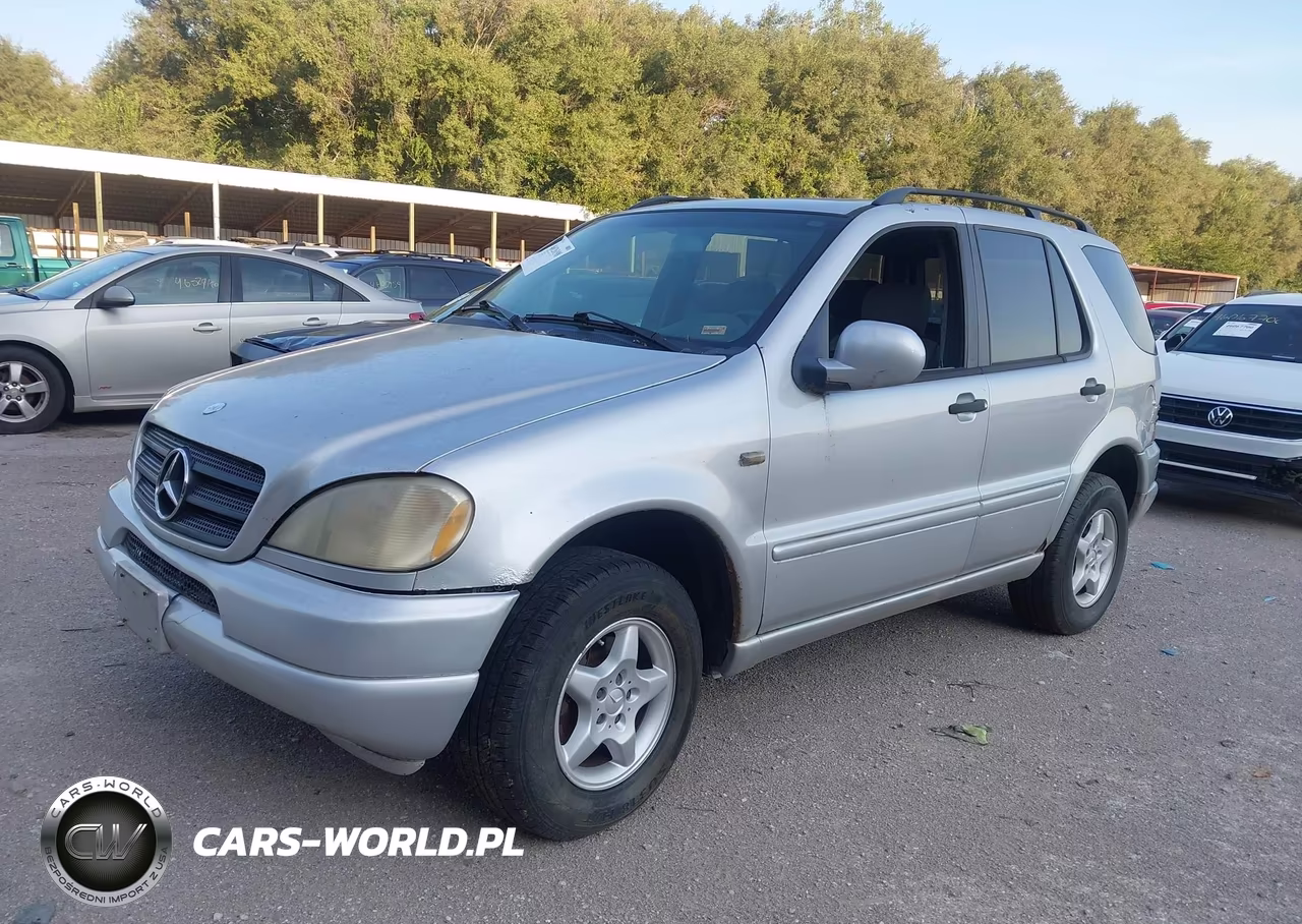 2000 Mercedes-Benz Ml 320 VIN:4JGAB54E8YA189919 - 2