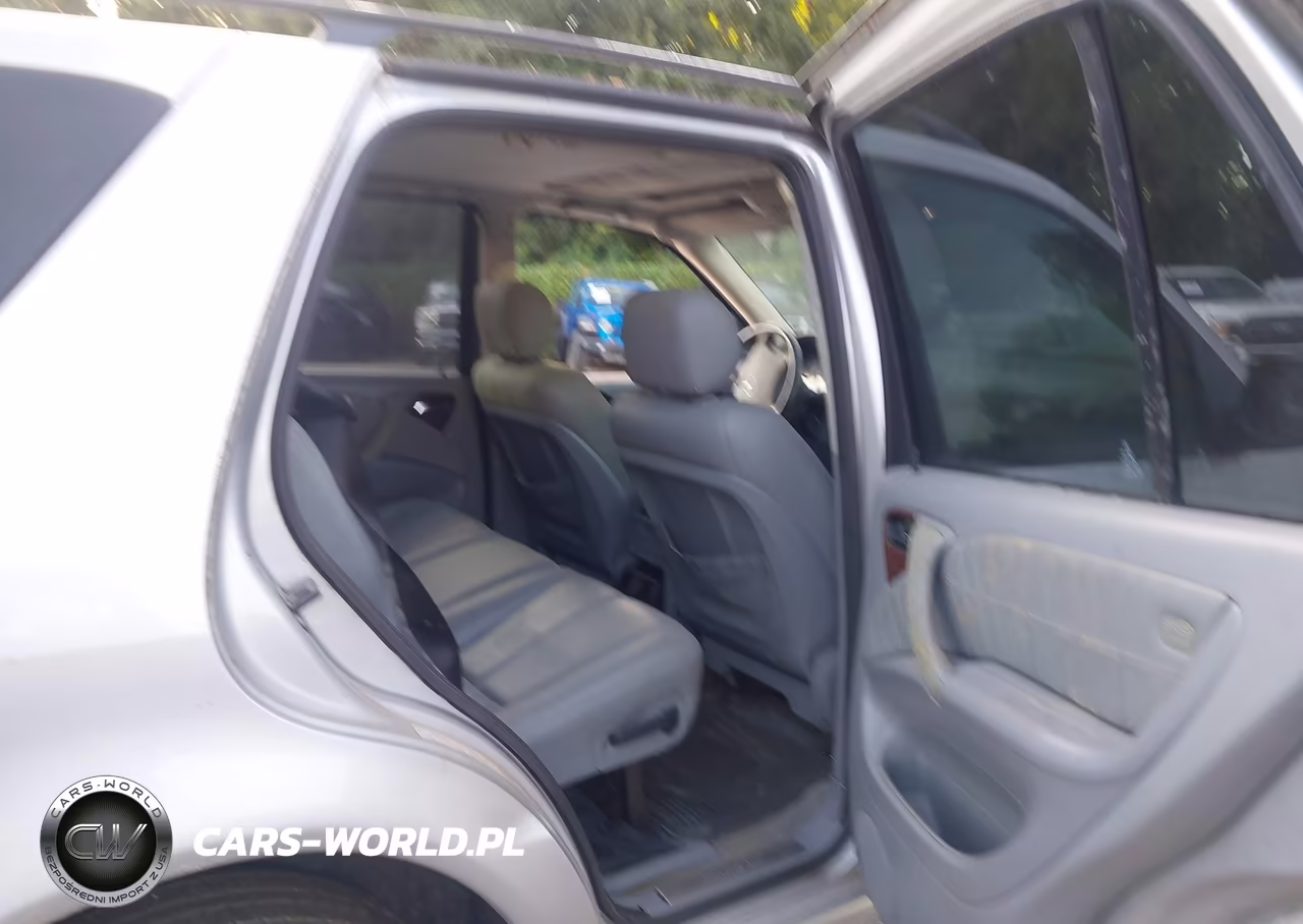 2000 Mercedes-Benz Ml 320 VIN:4JGAB54E8YA189919 - 8