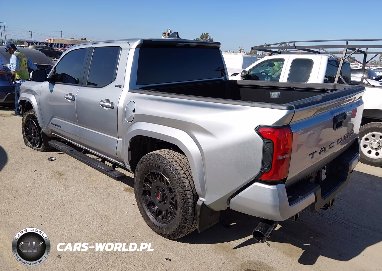 2026 Toyota Tacoma Sr5 VIN:3TMKB5FN0TM070618 - 3