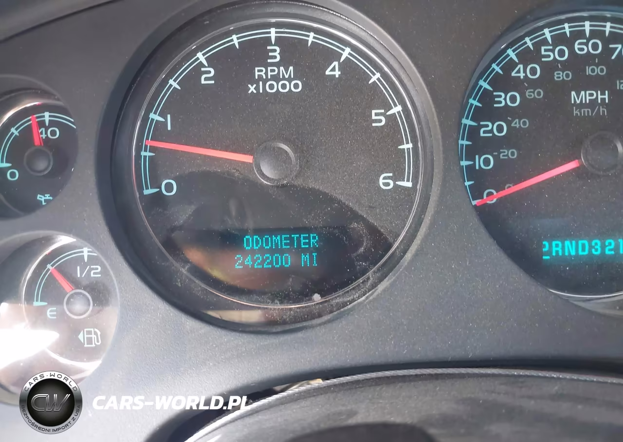2008 Chevrolet Tahoe Lt VIN:1GNFC130X8R143412 - 15