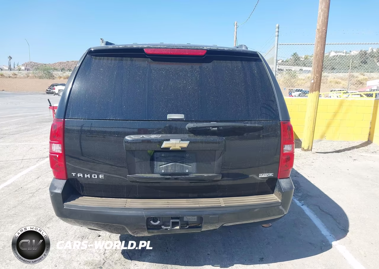 2008 Chevrolet Tahoe Lt VIN:1GNFC130X8R143412 - 16