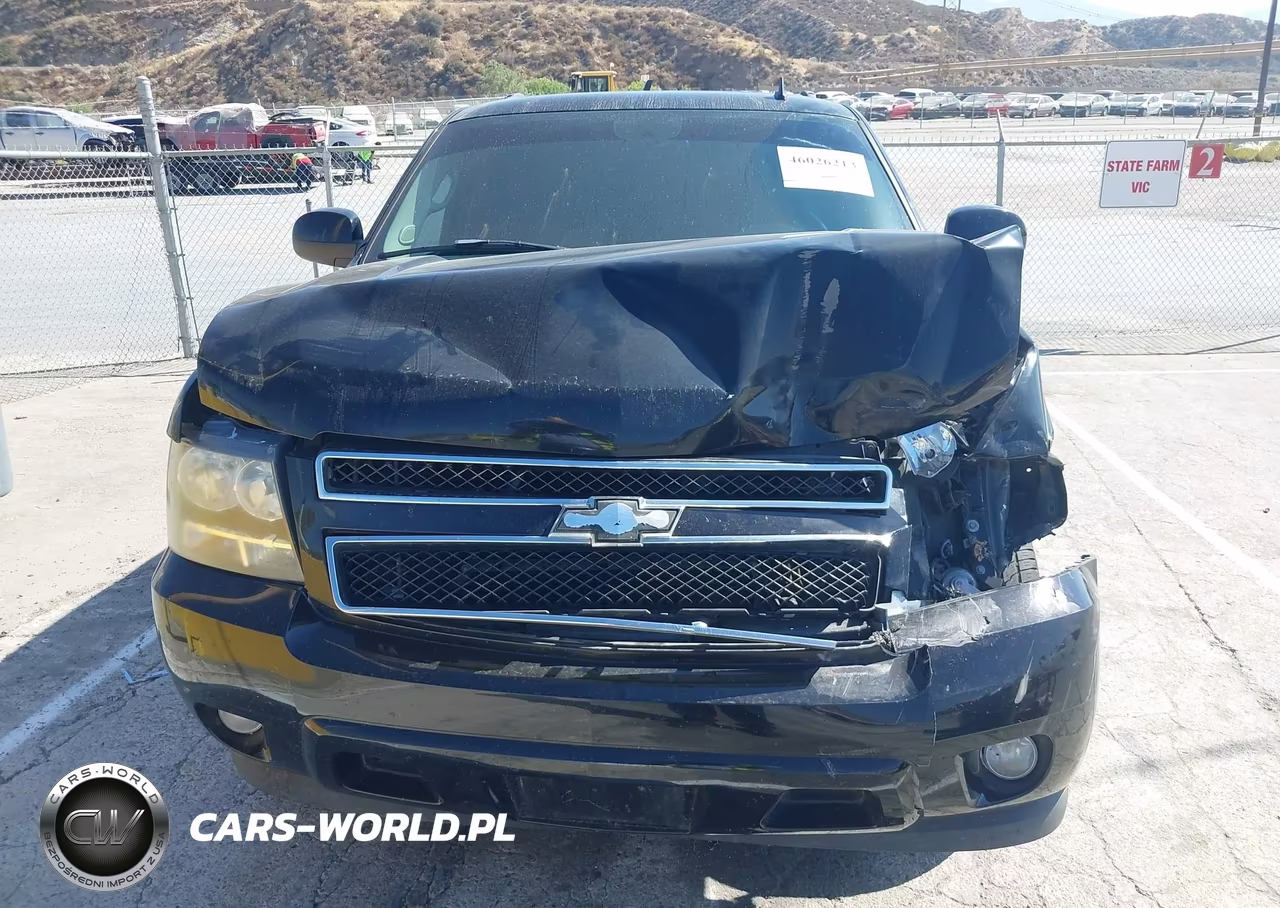 2008 Chevrolet Tahoe Lt VIN:1GNFC130X8R143412 - 6