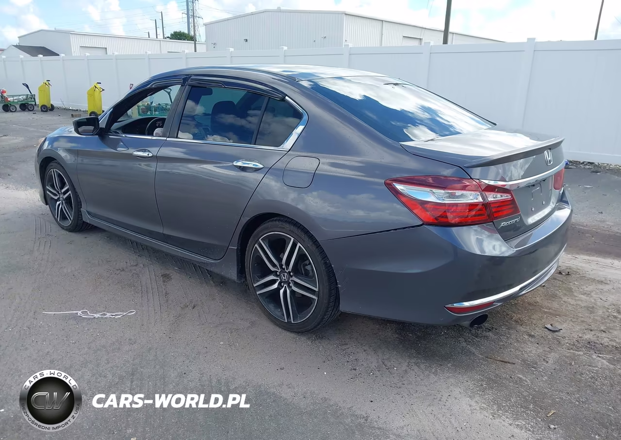 2017 Honda Accord Sport VIN:1HGCR2F59HA303500 - 3