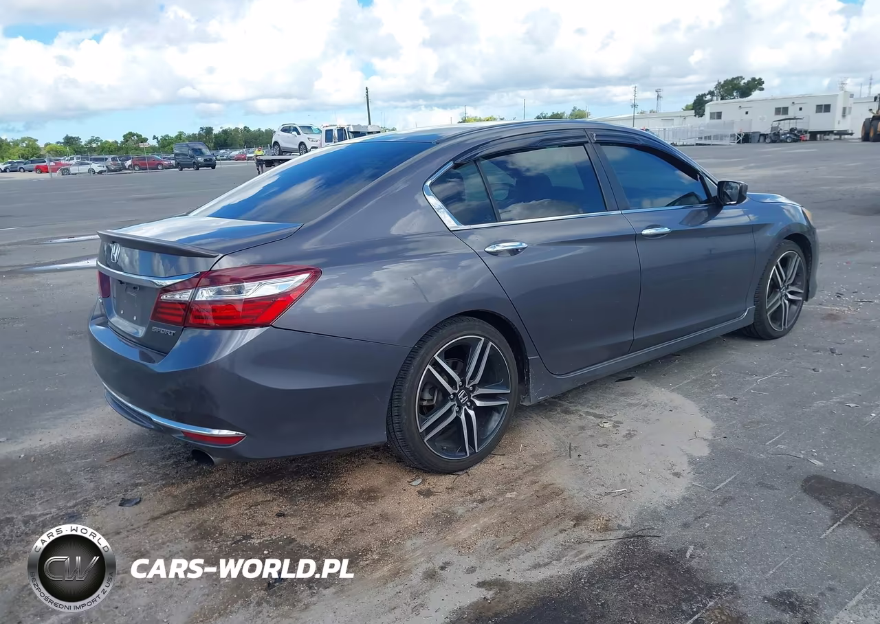 2017 Honda Accord Sport VIN:1HGCR2F59HA303500 - 4
