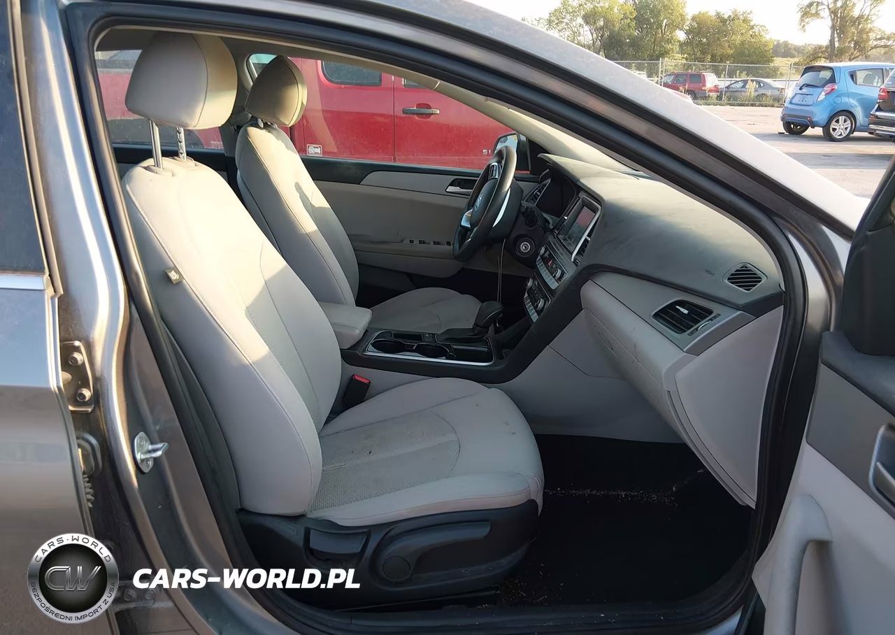 2018 Hyundai Sonata Se VIN:5NPE24AF4JH689748 - 5