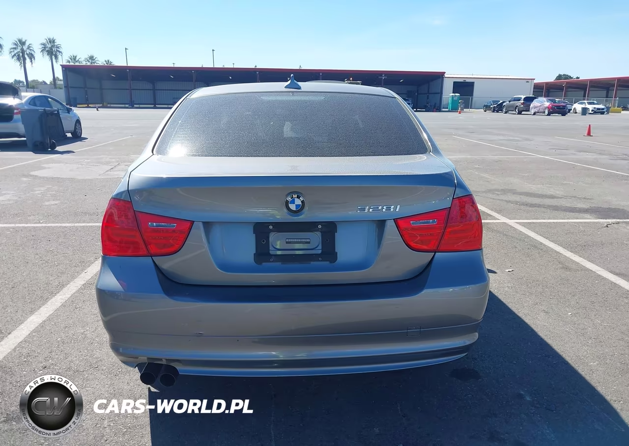 2010 BMW 328I VIN:WBAPH5G59ANM69918 - 16