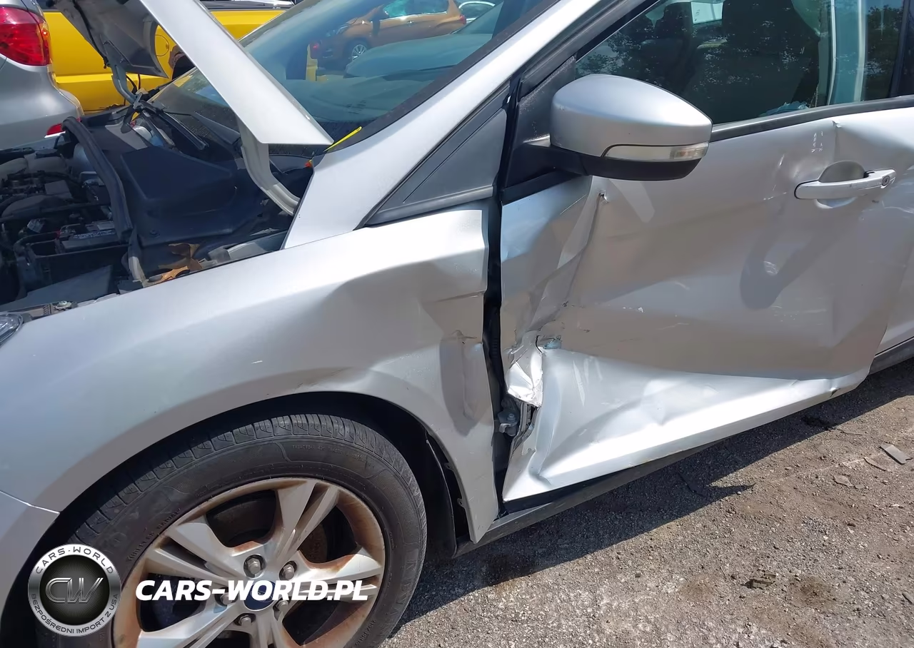 2014 Ford Focus Se VIN:1FADP3F2XEL347337 - 6
