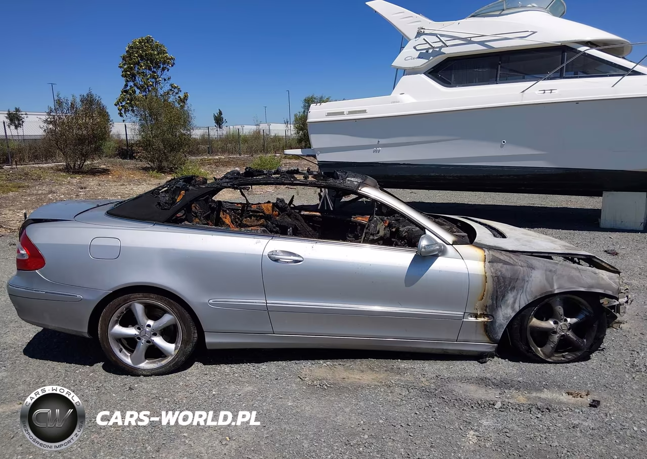 2005 Mercedes-Benz Clk 320 VIN:WDBTK65G45T053837 - 12