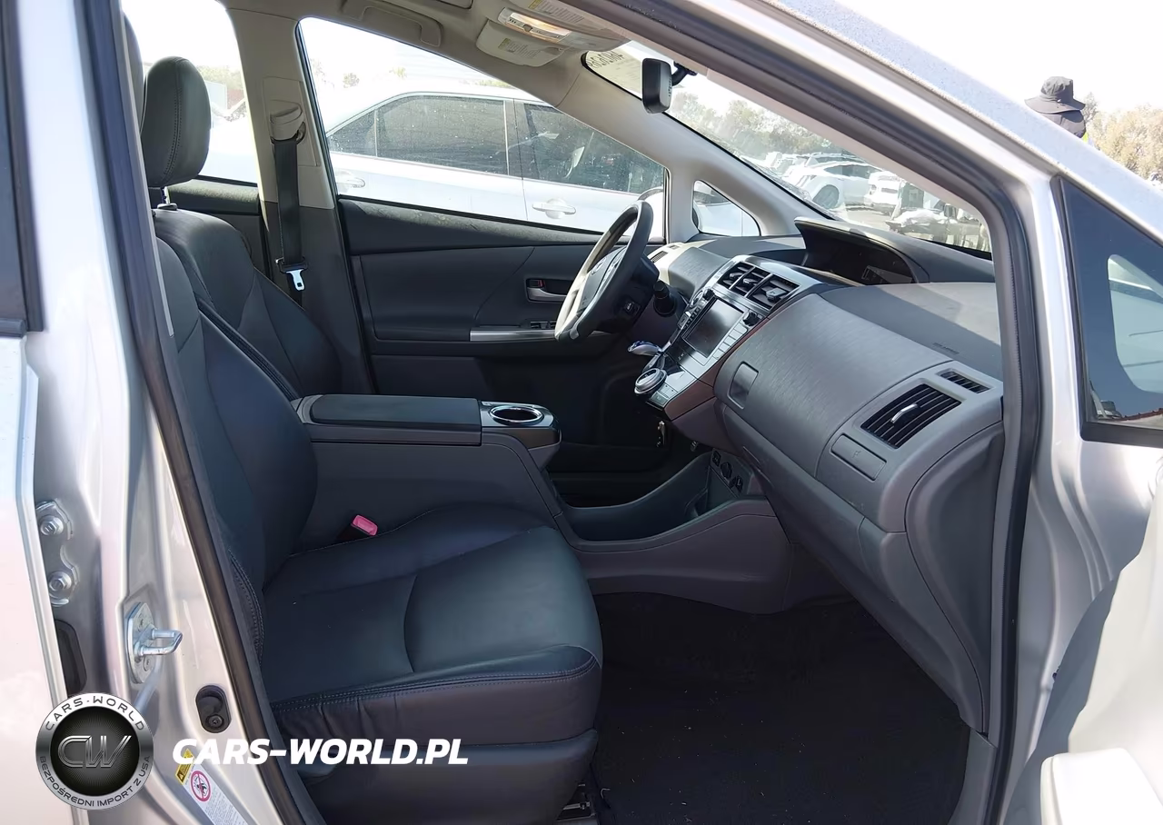 2012 Toyota Prius V Five VIN:JTDZN3EU5C3026702 - 5