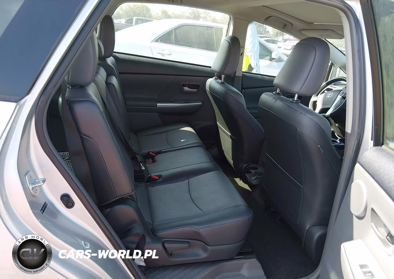 2012 Toyota Prius V Five VIN:JTDZN3EU5C3026702 - 8
