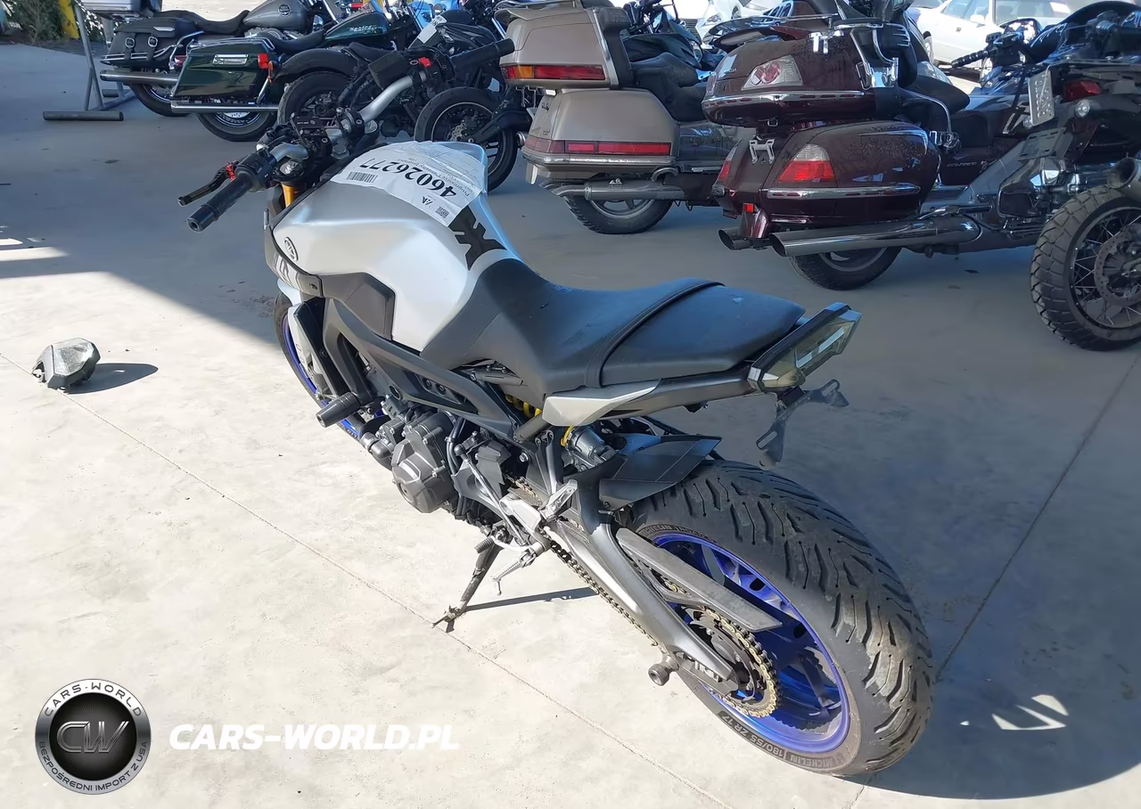 2015 Yamaha Fz09 VIN:JYARN33E4FA007209 - 3