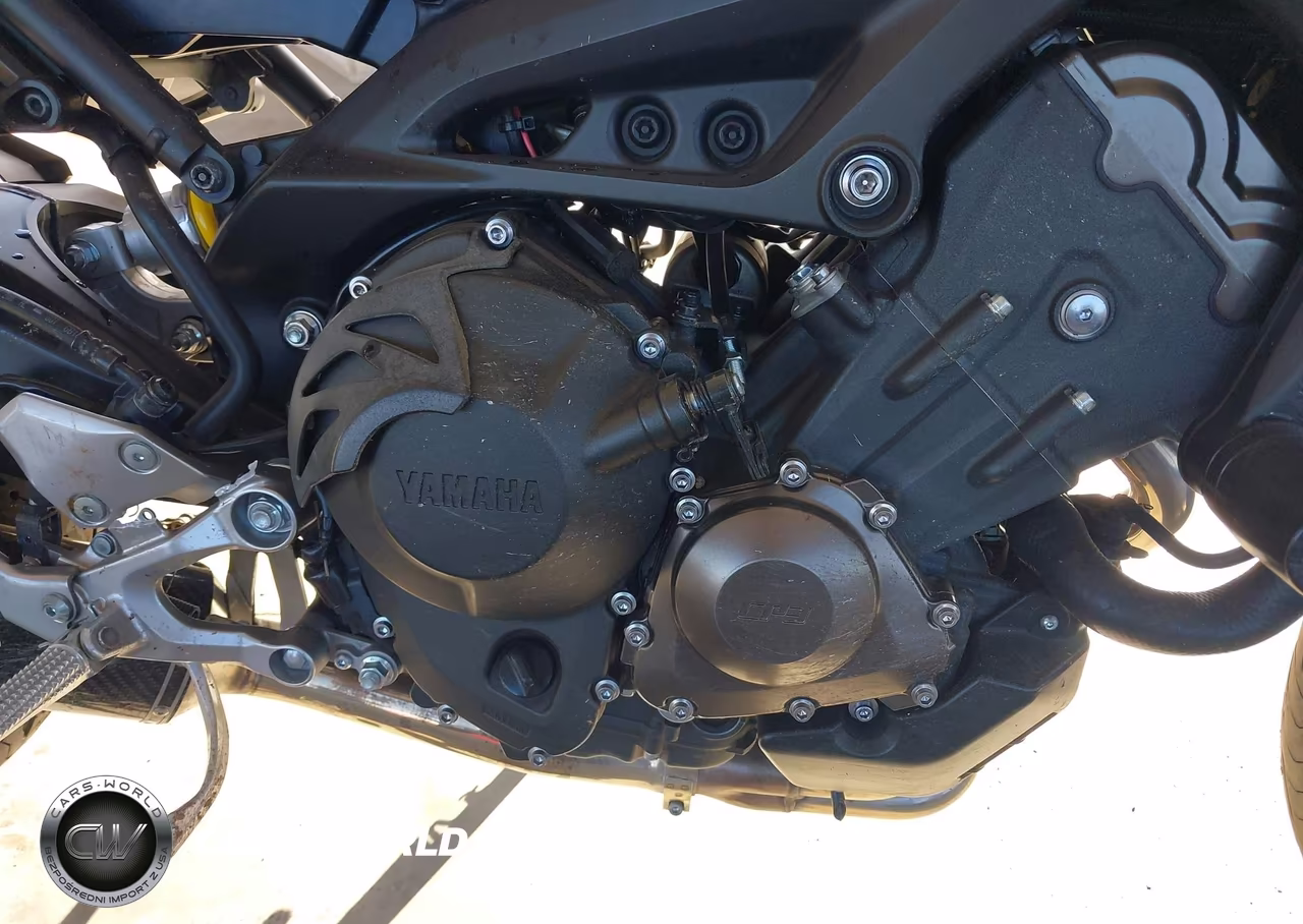 2015 Yamaha Fz09 VIN:JYARN33E4FA007209 - 8