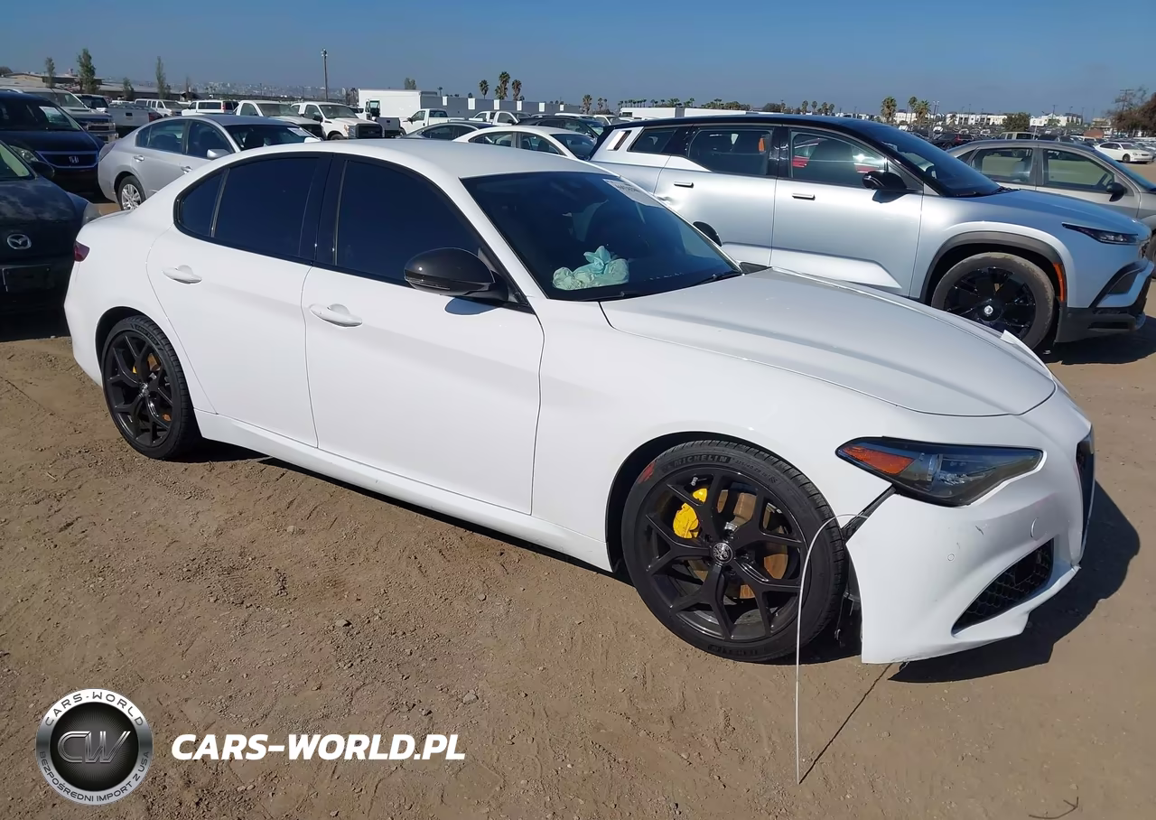 2020 Alfa Romeo Giulia Rwd