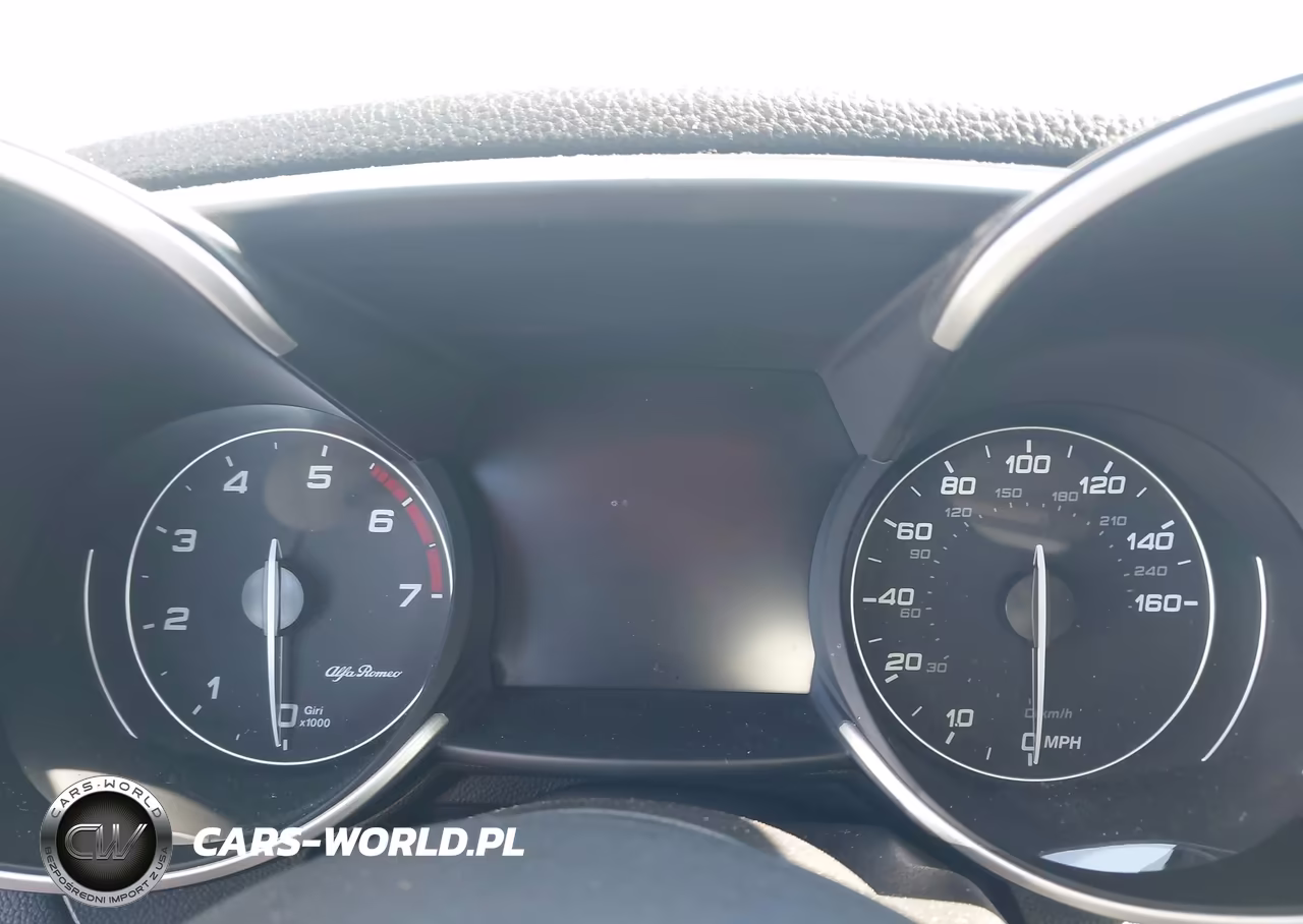 2020 Alfa Romeo Giulia Rwd VIN:ZARFAMAN2L7635599 - 7