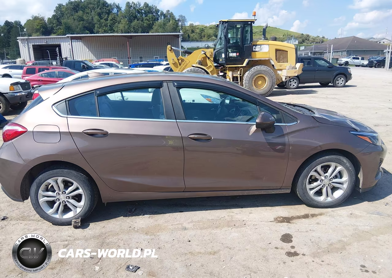 2019 Chevrolet Cruze Lt VIN:3G1BE6SM1KS603282 - 13