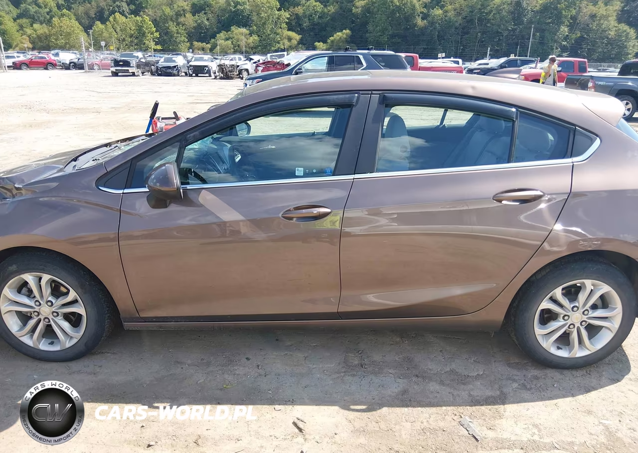 2019 Chevrolet Cruze Lt VIN:3G1BE6SM1KS603282 - 14