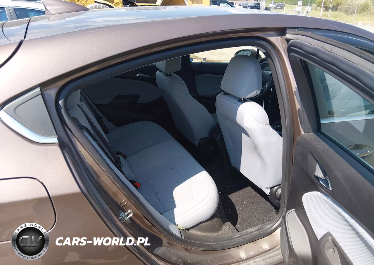 2019 Chevrolet Cruze Lt VIN:3G1BE6SM1KS603282 - 8