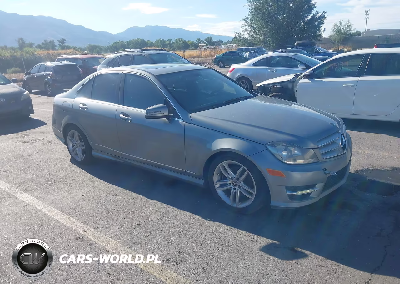 2013 Mercedes-Benz C 250 Sport – zdjęcie 1 z 11