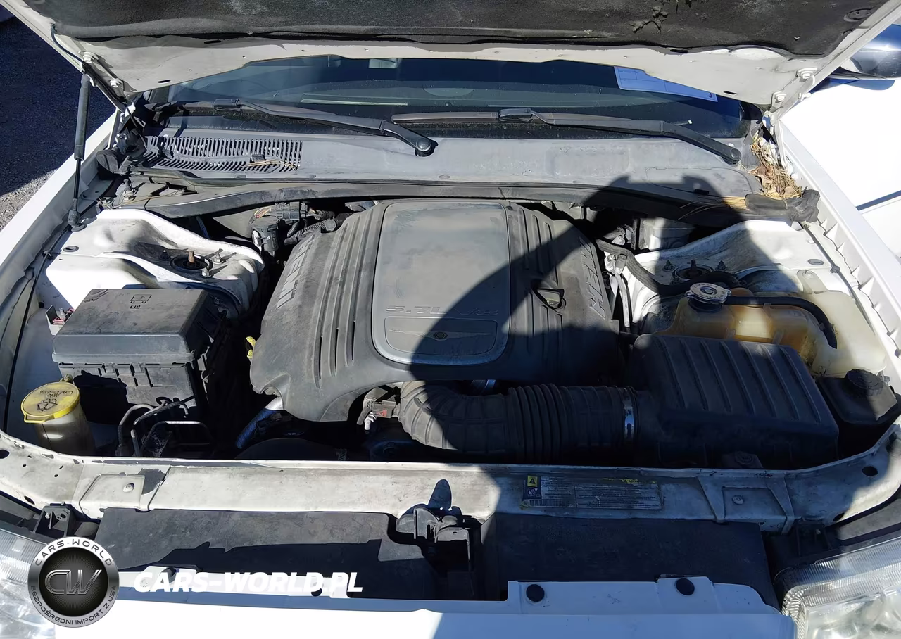 2008 Chrysler 300C VIN:2C3KA63H38H221078 - 10