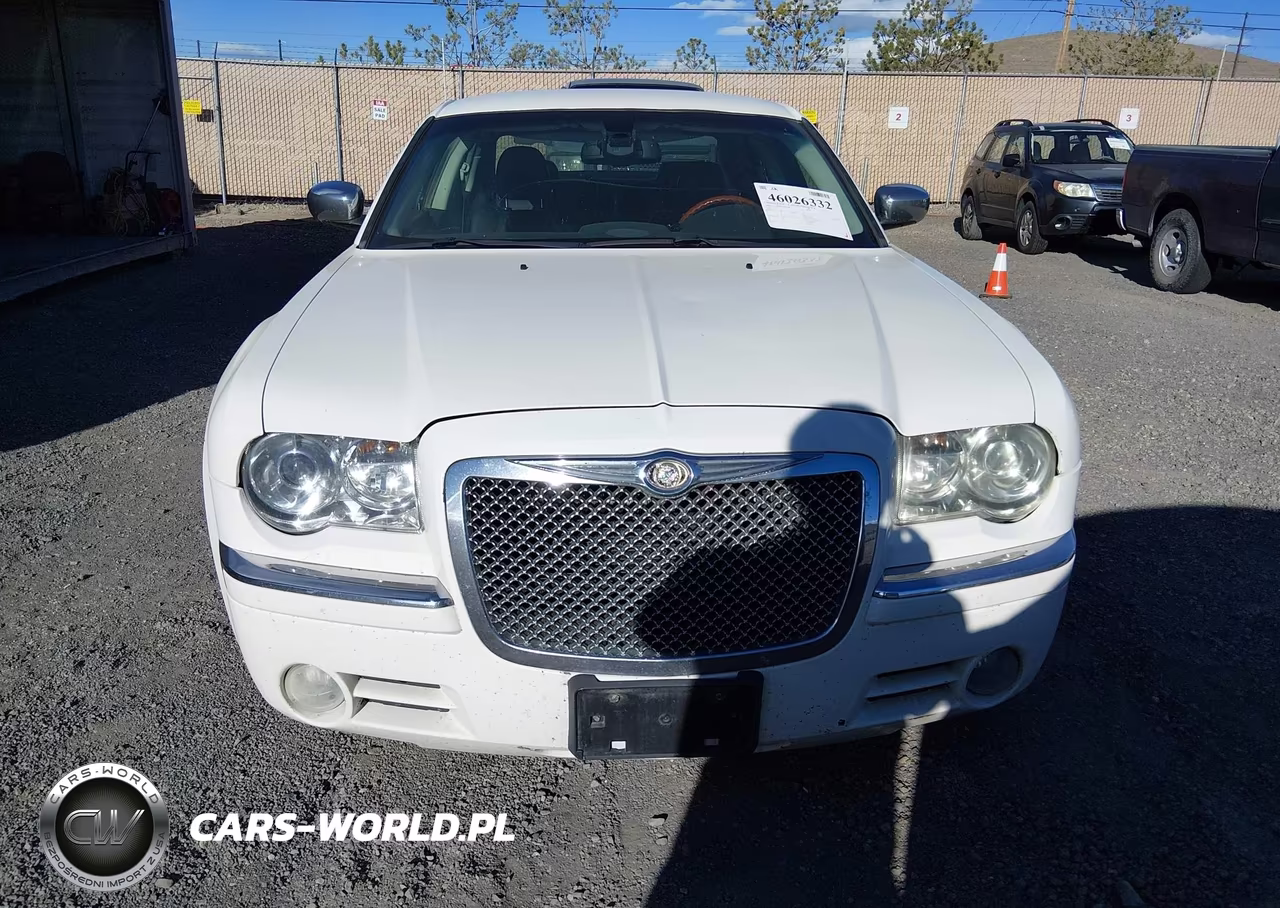 2008 Chrysler 300C VIN:2C3KA63H38H221078 - 12
