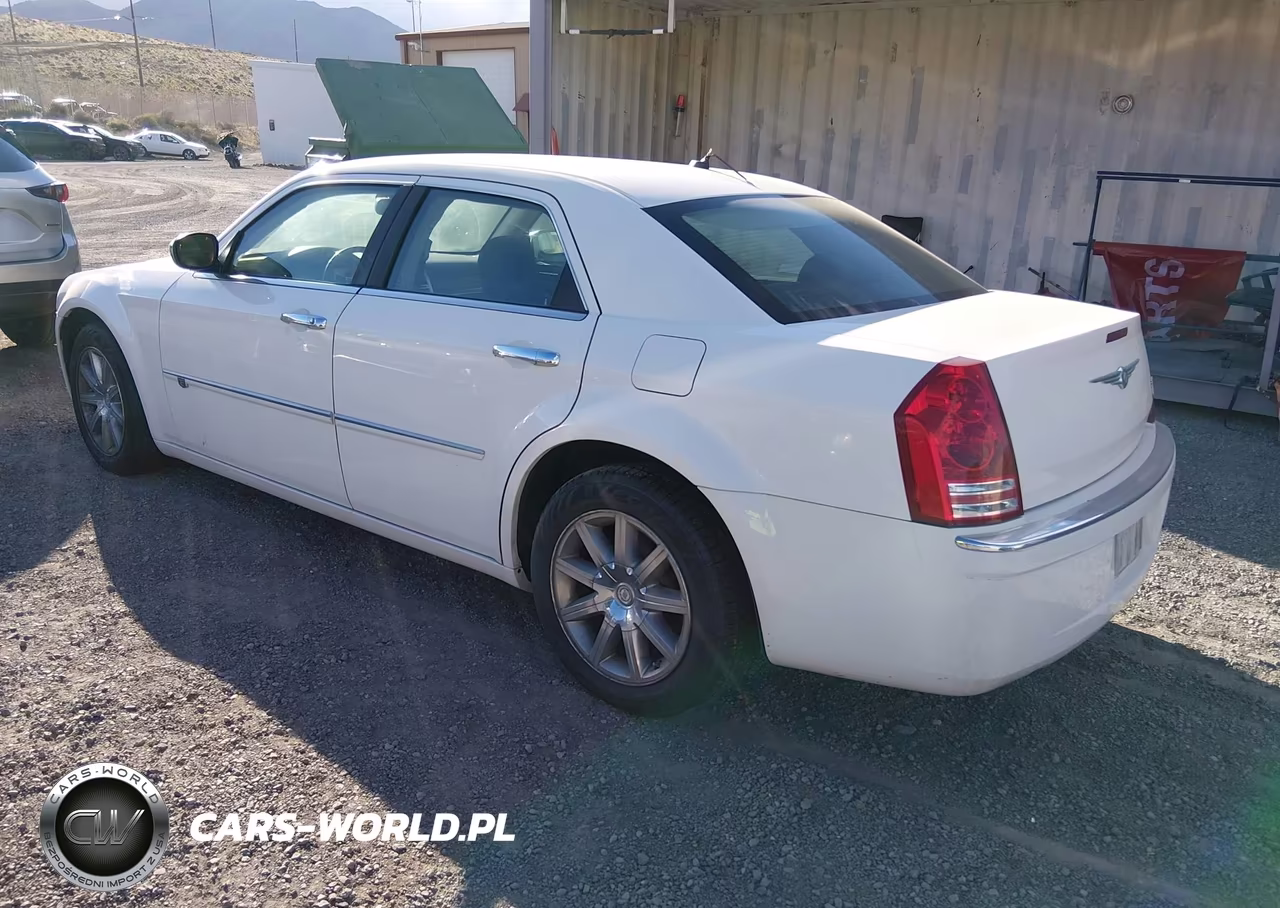 2008 Chrysler 300C VIN:2C3KA63H38H221078 - 3