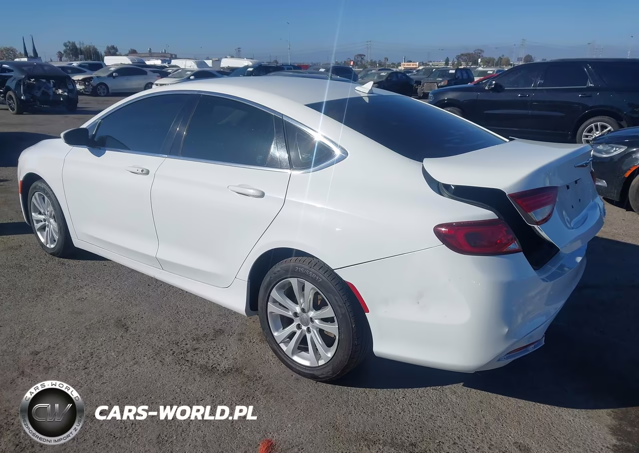 2016 Chrysler 200 Limited VIN:1C3CCCAB2GN101225 - 3