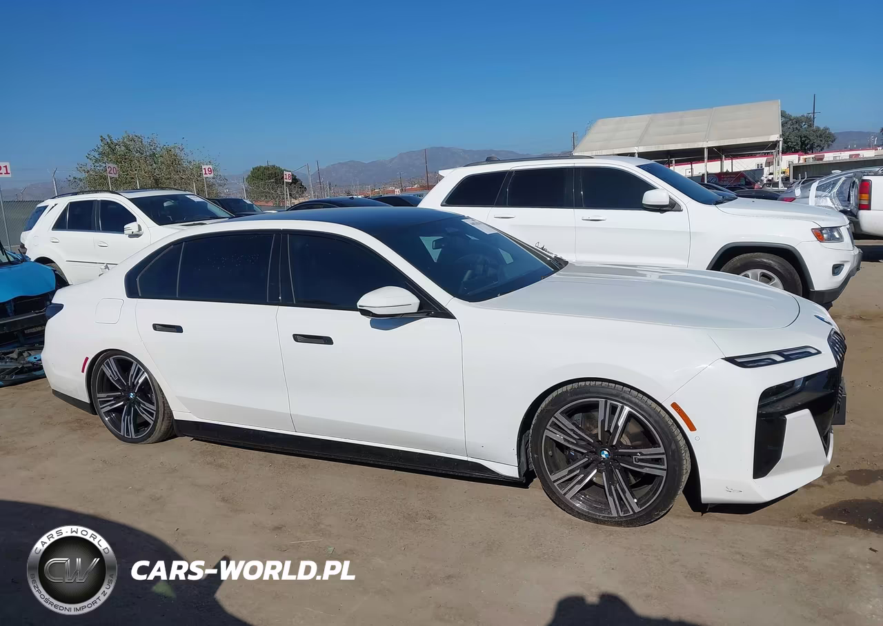 2023 BMW I7 xDrive60 VIN:WBY53EJ08PCN79190 - 13