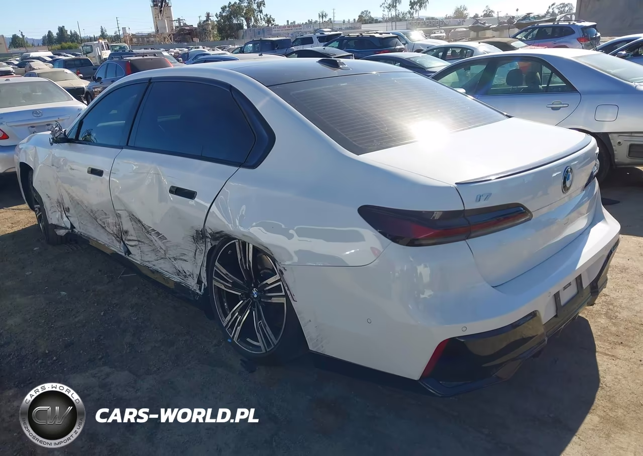 2023 BMW I7 xDrive60 VIN:WBY53EJ08PCN79190 - 3