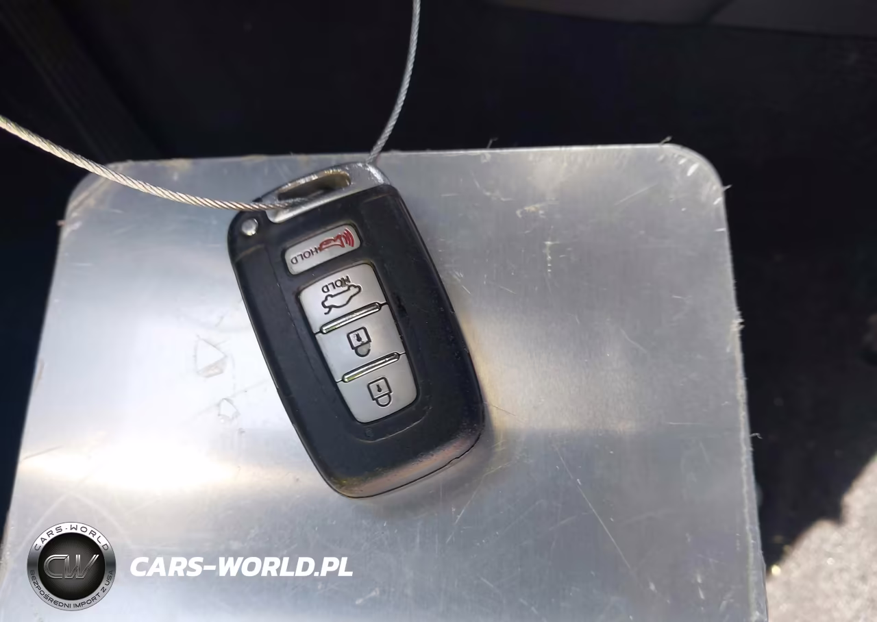 2010 Hyundai Genesis 2.0T Premium VIN:KMHHT6KD2AU018809 - 11