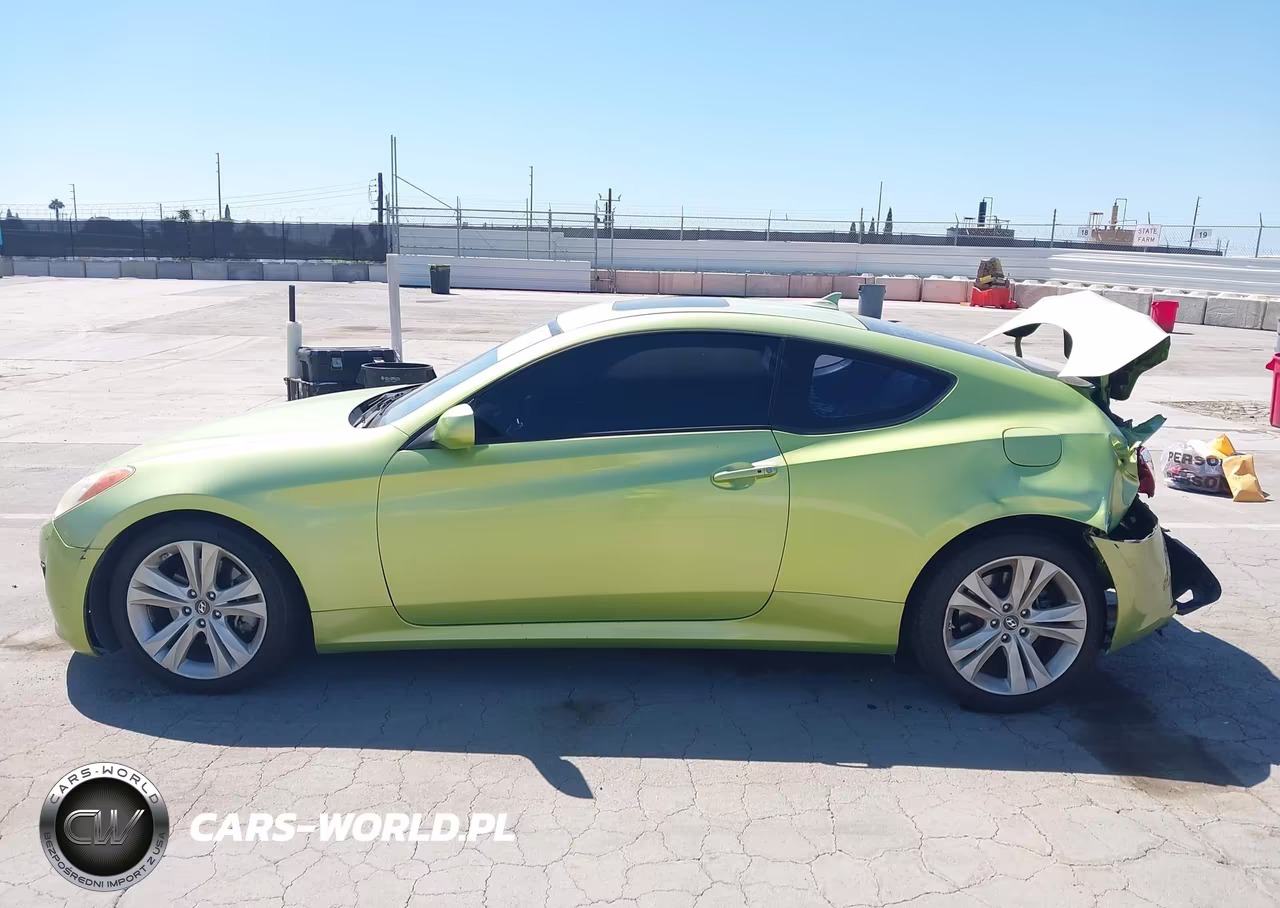2010 Hyundai Genesis 2.0T Premium VIN:KMHHT6KD2AU018809 - 18